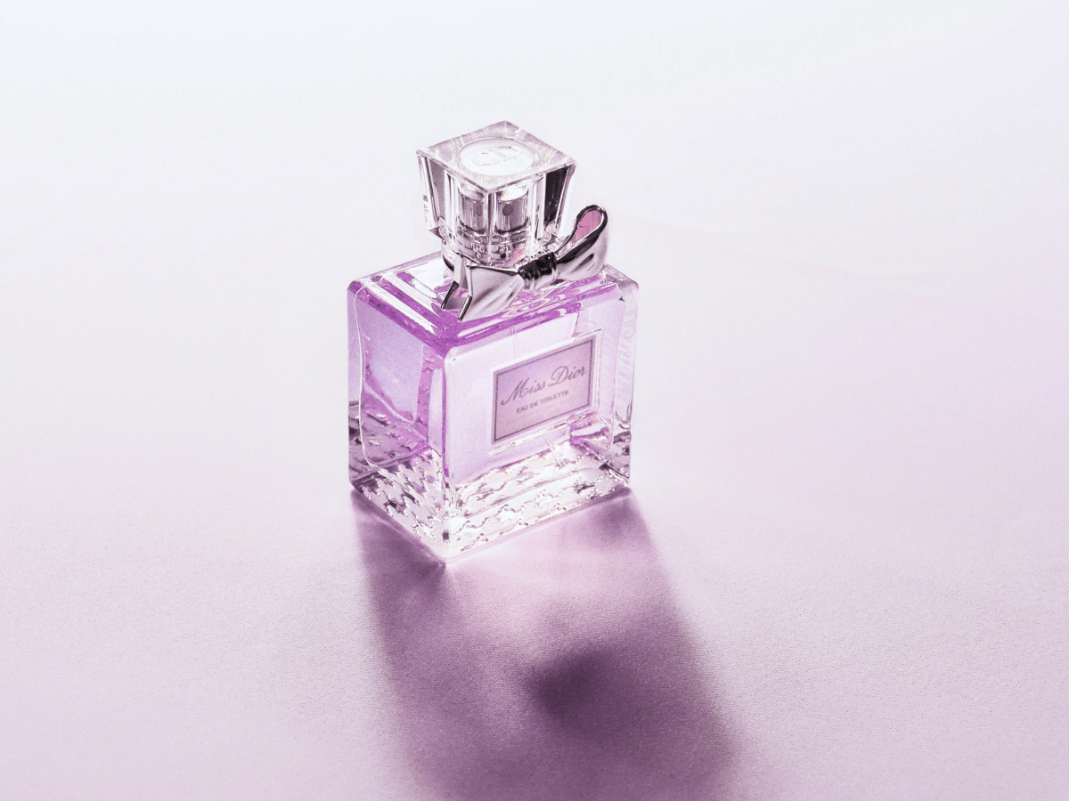 Stop Using Perfume. Your Hormones Will Thank&nbsp;You